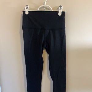 black lululemon leggings